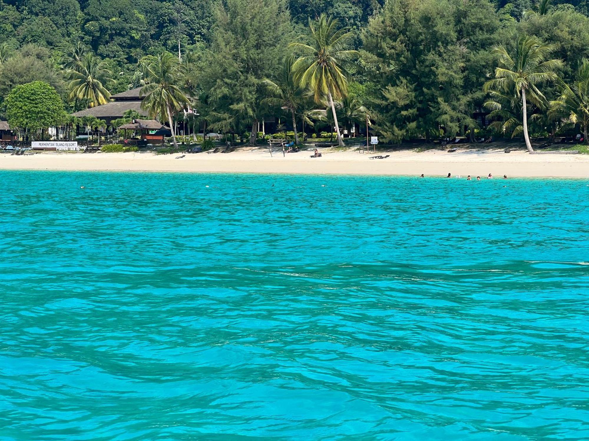 Perhentian Suria Hotel Kampong Pasir Petani Exterior foto